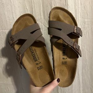 Birkenstocks Yao Footbed Sandals
